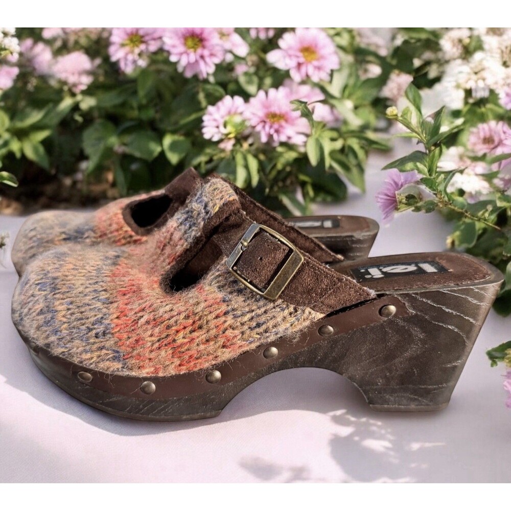 VTG LEI 90s Y2K Fuzzy knit yarn open back Mary Jane Slip on wooden Heel Clog 8.5